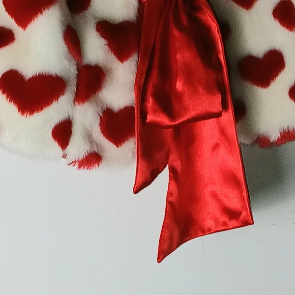 ❤️❤️Voom by Joy Han White faux Fur Cropped Teddy Jacket w Red Hearts Valentines - Picture 9 of 10